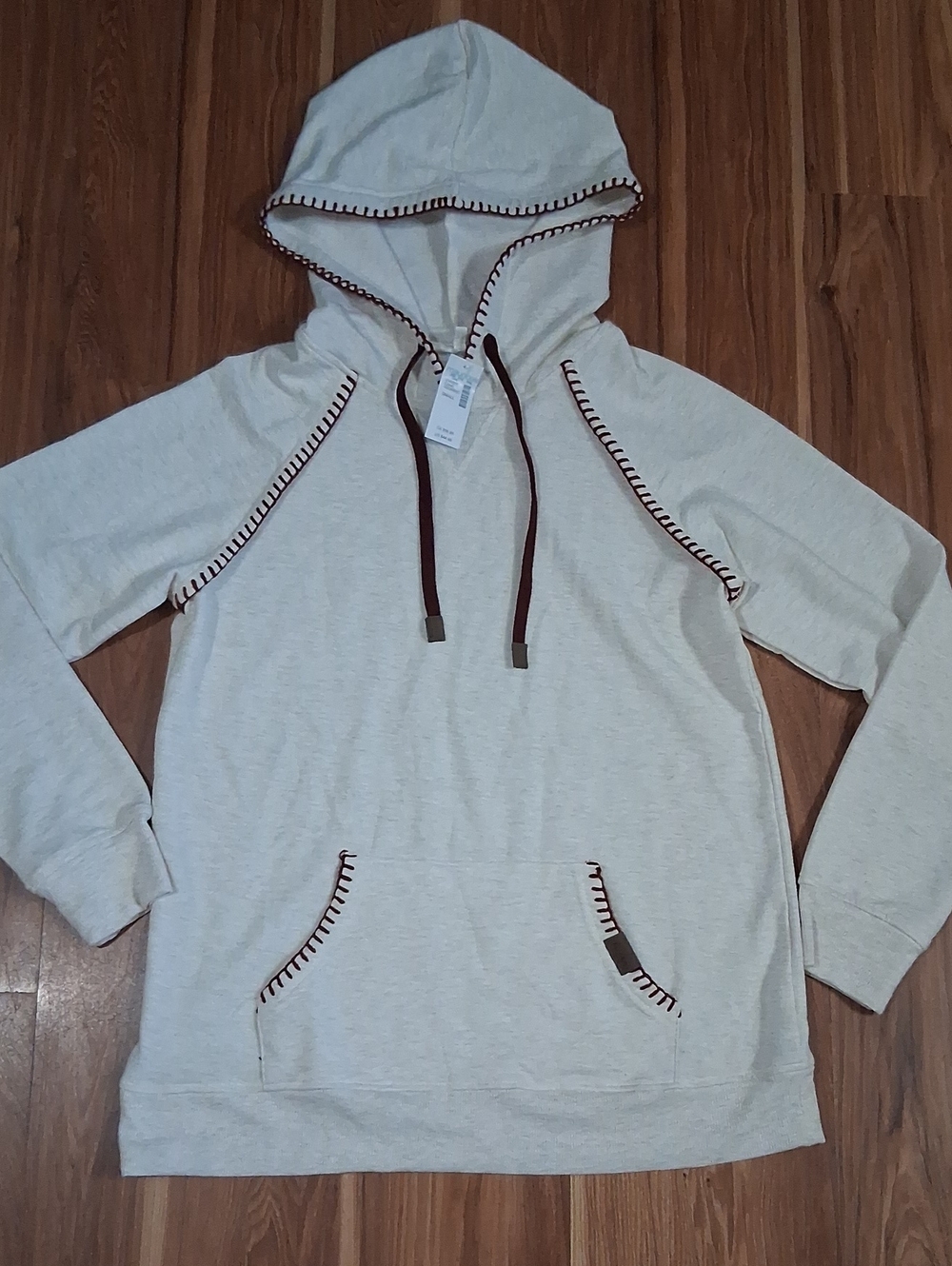 Light Hoodie Sweater with Contrast Stitching